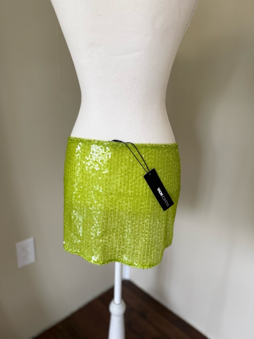 NEW Kenna Sheer Sequin Micro Mini Skirt Green Fashion Nova Mermaid Core Fairy M - Picture 7 of 14